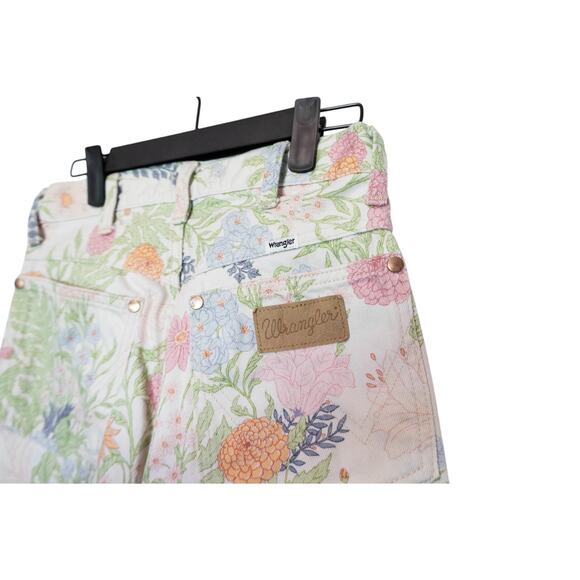 Floral High Rise Women Jeans - Picture 6 of 14